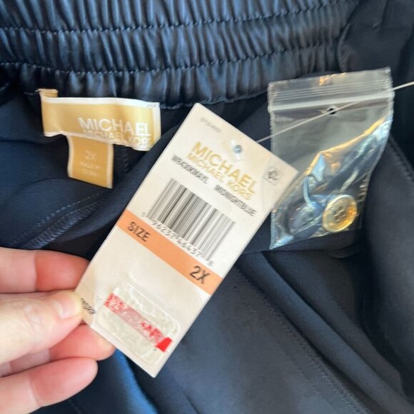 Michael Michael Kors Plus Size 2X Satin Cargo Pants - Midnight Blue - Picture 8 of 12